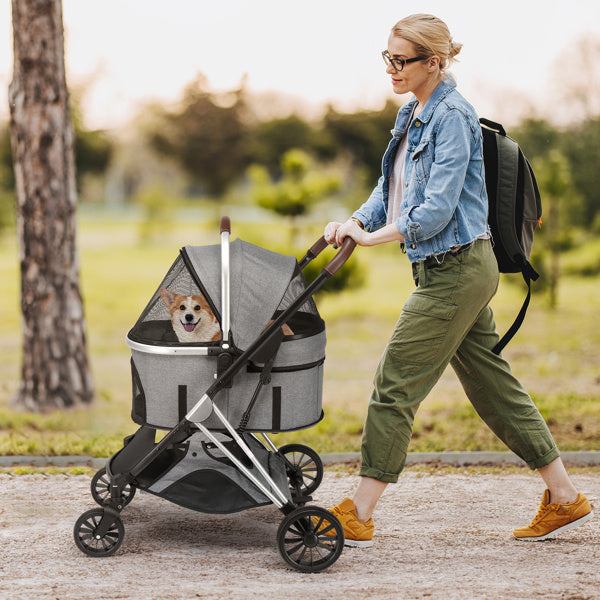 3 in 1 Haustier Stroller. Designed for convenience, safety, and style, it's the perfect gift for your beloved furry companions