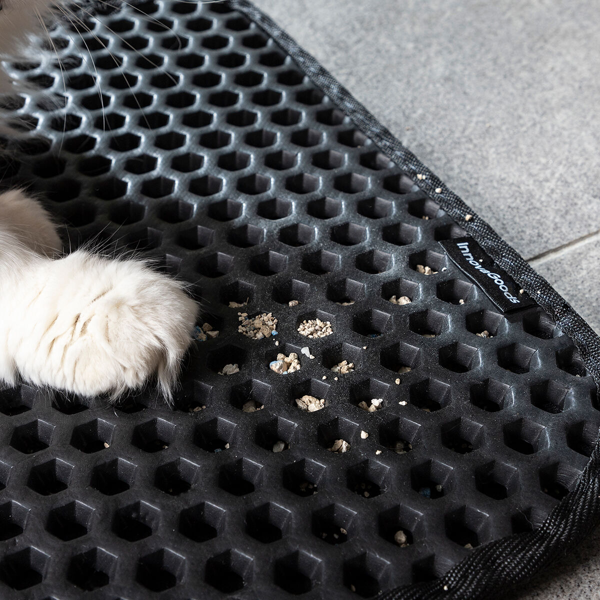 Alfombrilla para arenero de gato Clikatt InnovaGoods