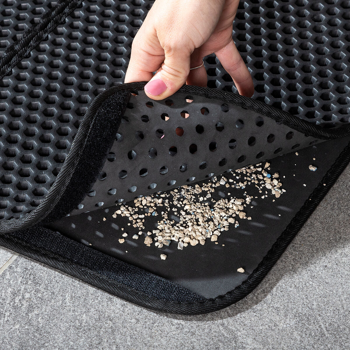 Alfombrilla para arenero de gato Clikatt InnovaGoods